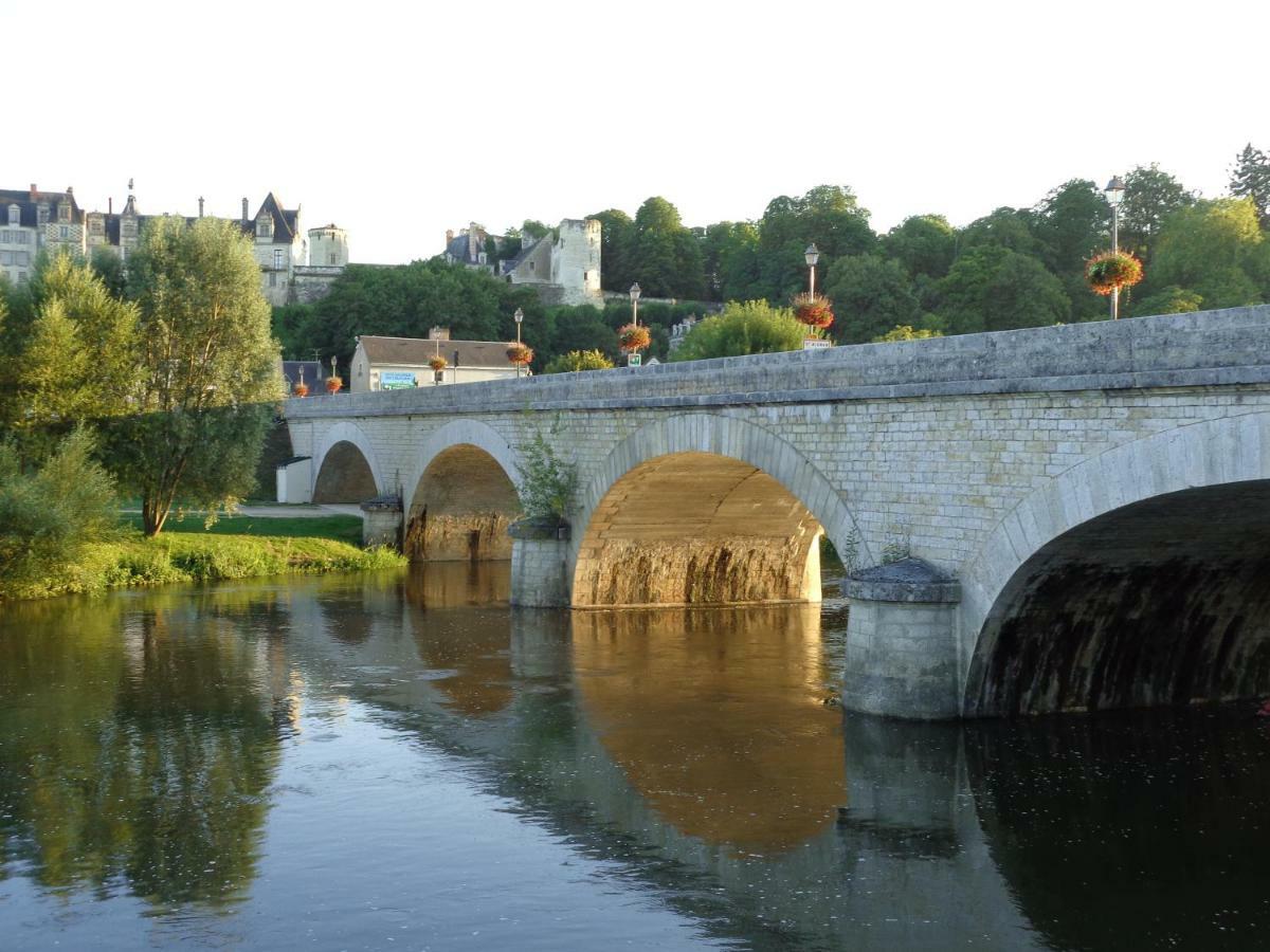 La Chaussee Des Ponts ノワイェ・シュル・シェール エクステリア 写真